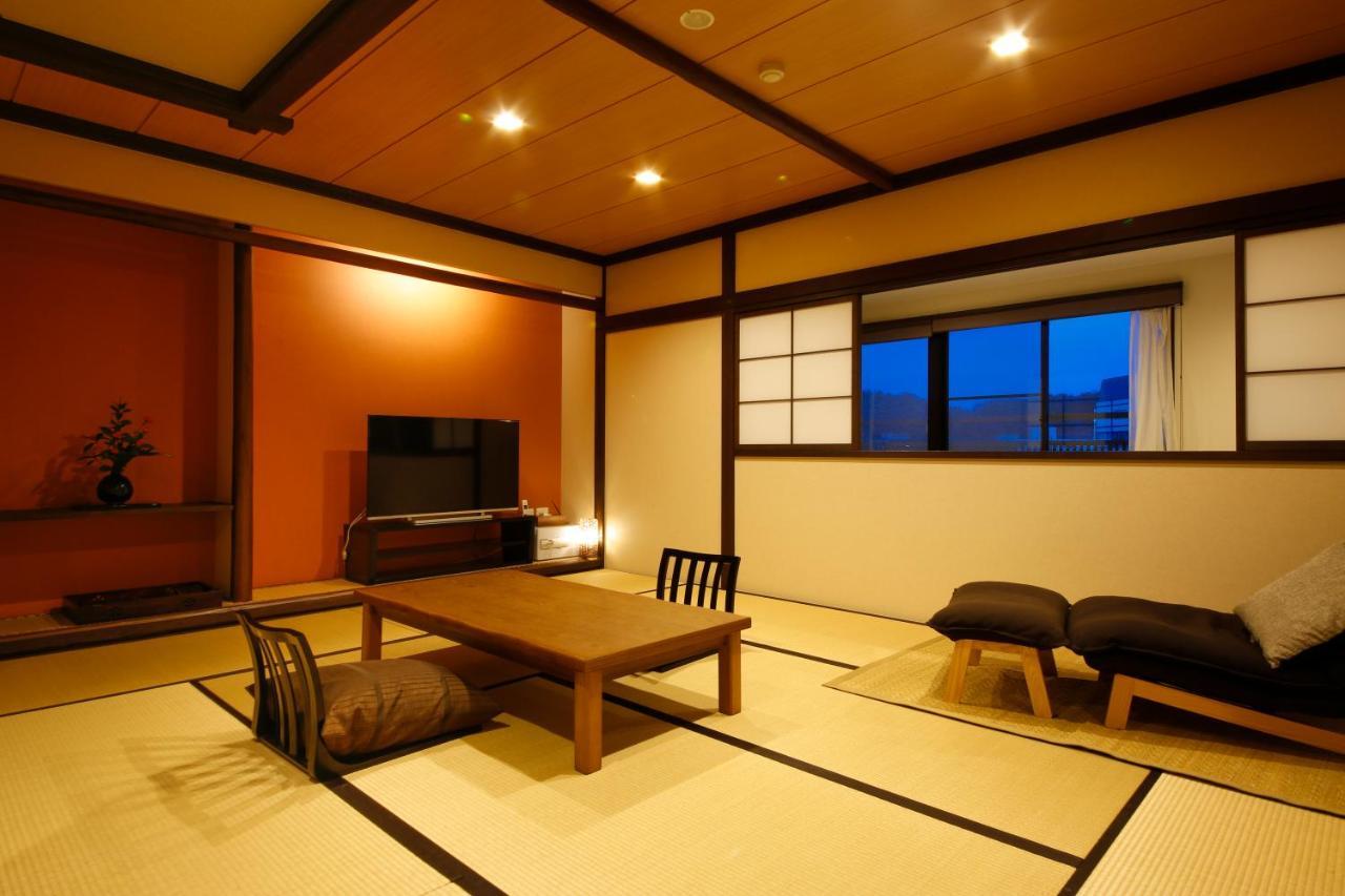 Hokuriku Yamashiro Onsen Hotel Kikyou Kaga (Ishikawa) Exterior foto