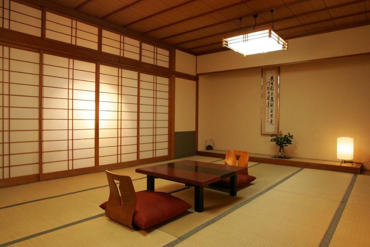 Hokuriku Yamashiro Onsen Hotel Kikyou Kaga (Ishikawa) Exterior foto
